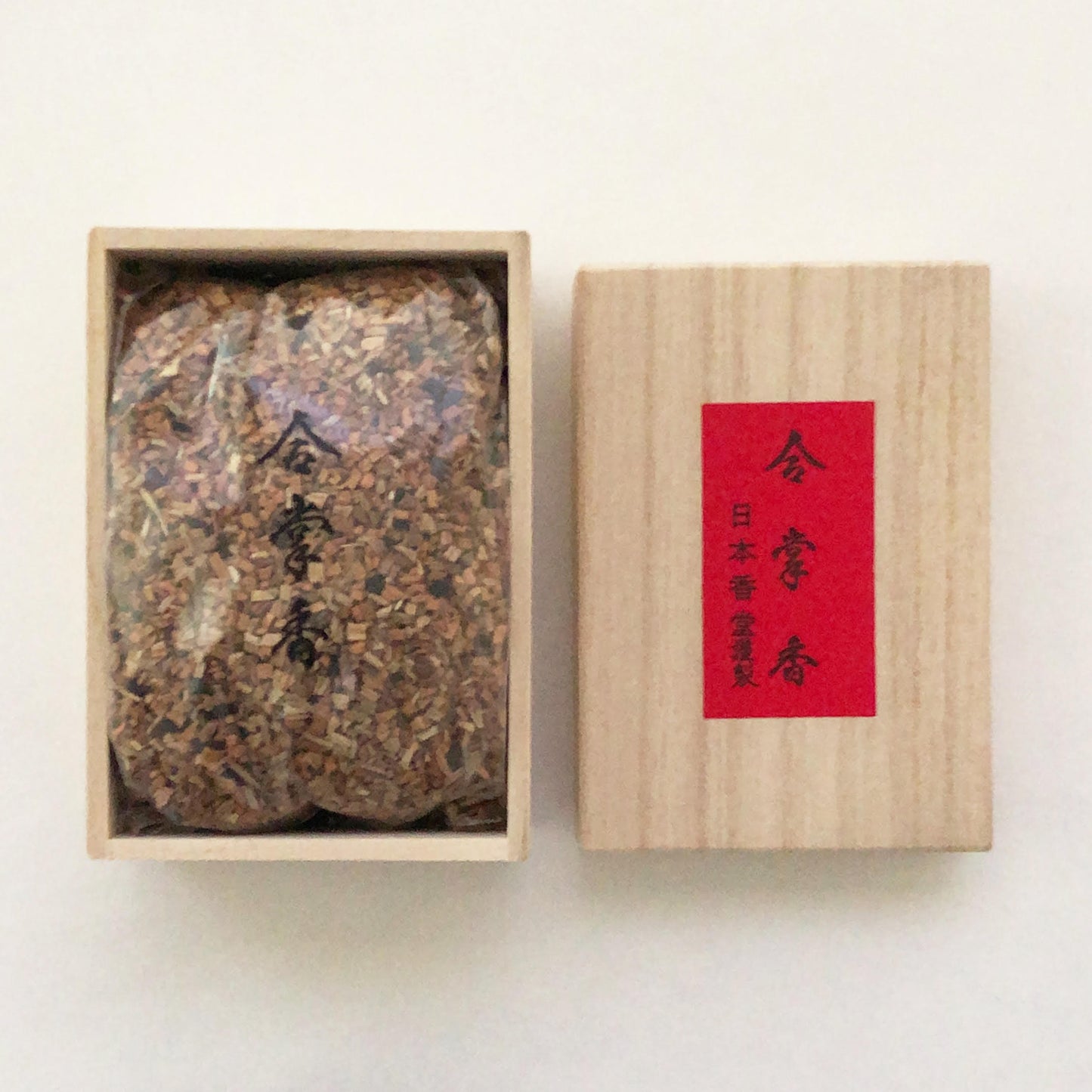 合掌香 桐箱75g(焼香)