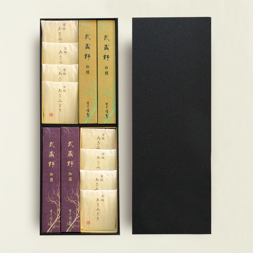 武蔵野 黒箱進物 二種(白檀・伽羅)揃え(お線香&蜜蝋入ろうそく)