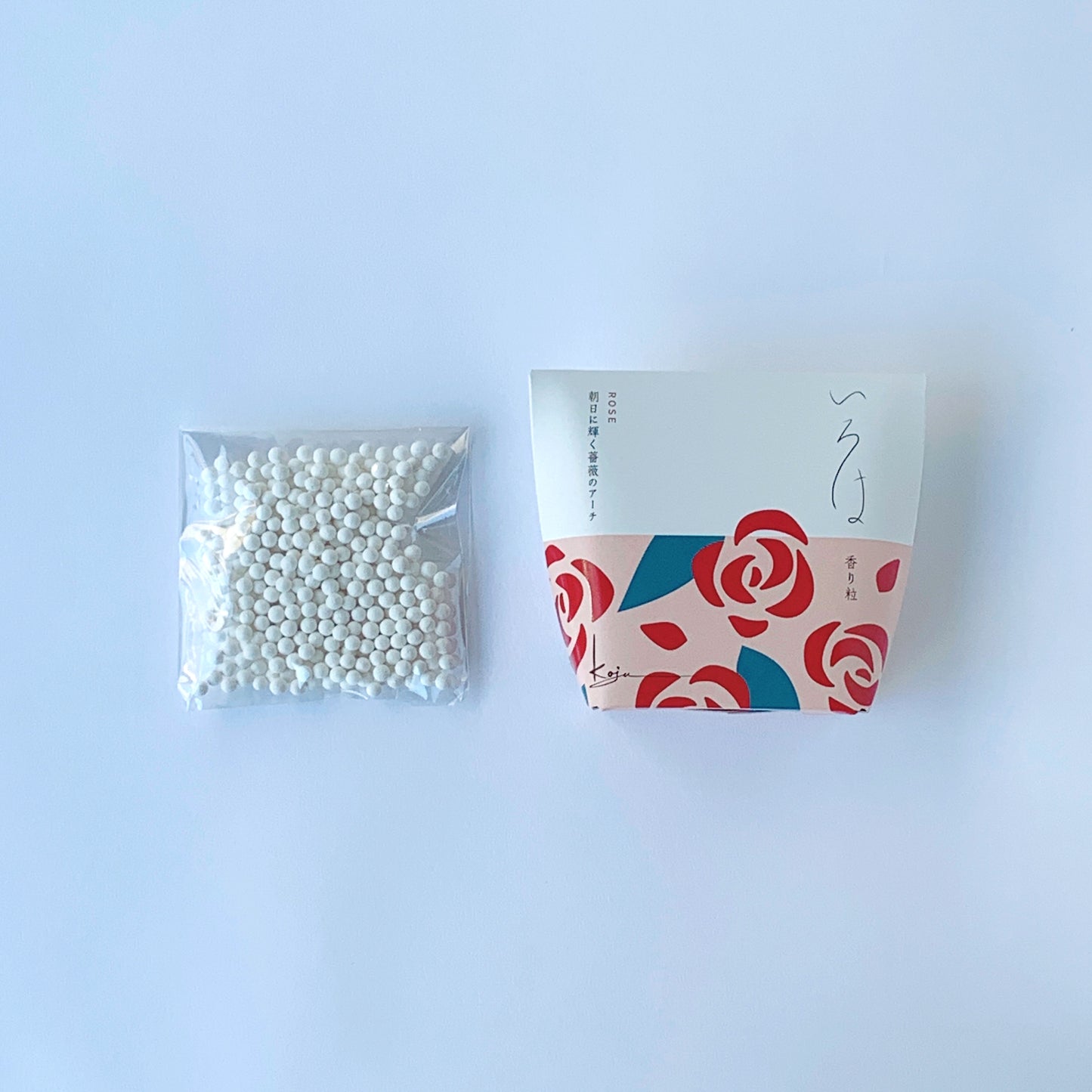 香り粒 いろは 朝日に輝く薔薇のアーチ