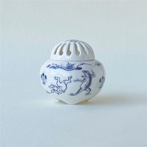 京焼　清水焼　名工　【吉川充】造　青白磁　獣足　香器　香炉　個展出品作品 京焼清水焼名工【吉川充】造青白磁獣足香器香炉個展出品