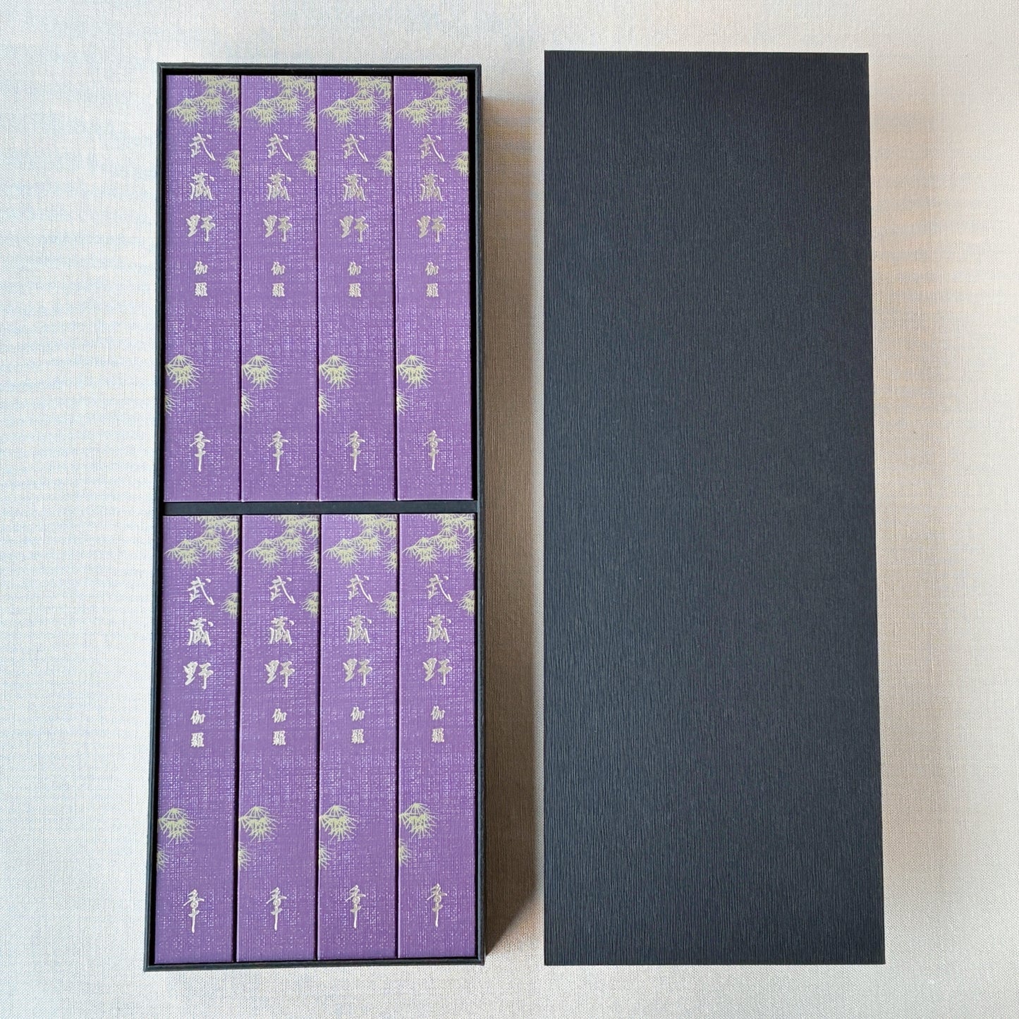 「武蔵野伽羅」8箱入　黒箱進物